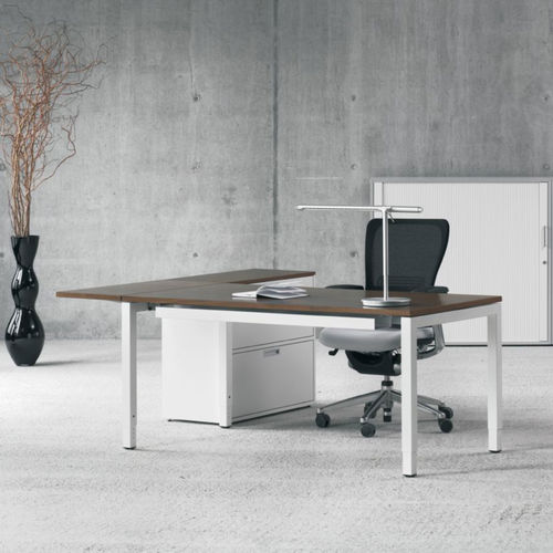 Brazo Table