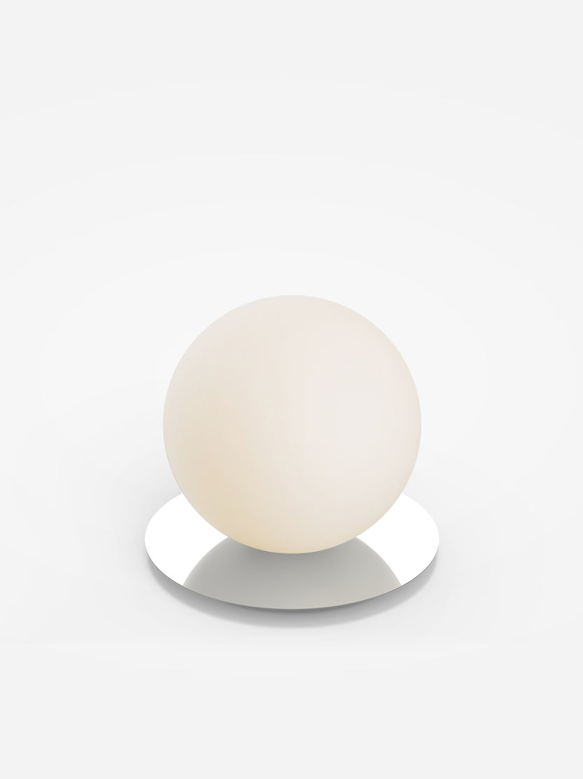 Bola Sphere Table