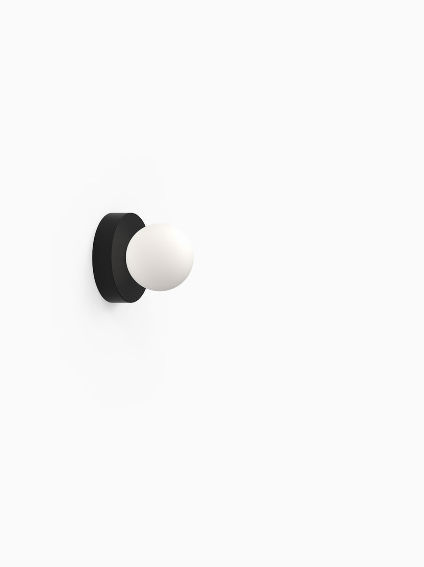 Bola Sphere Flush