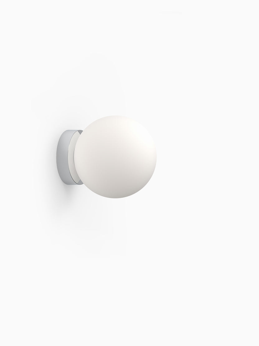 Bola Sphere Flush
