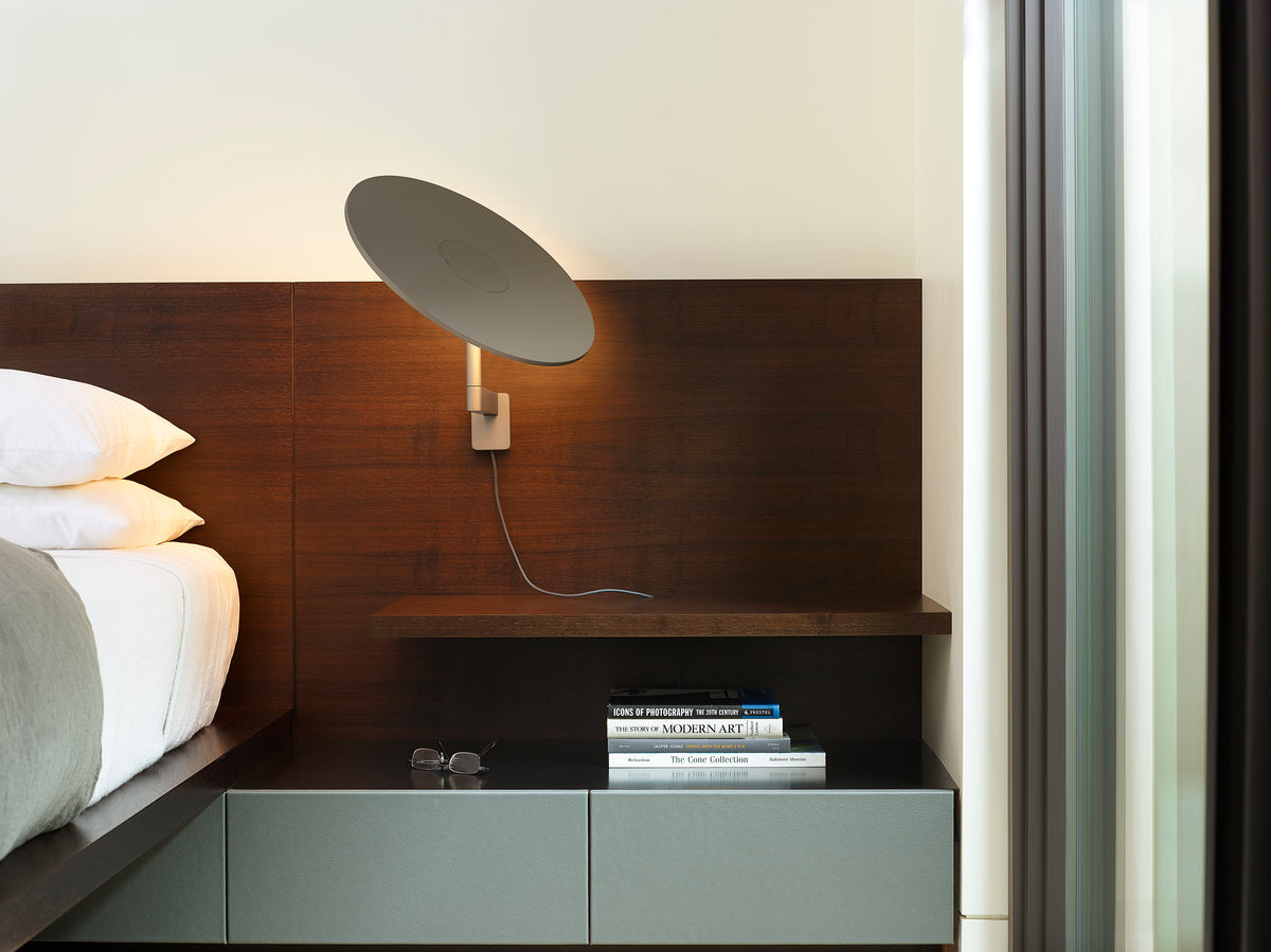 Circa Table & Grommet
